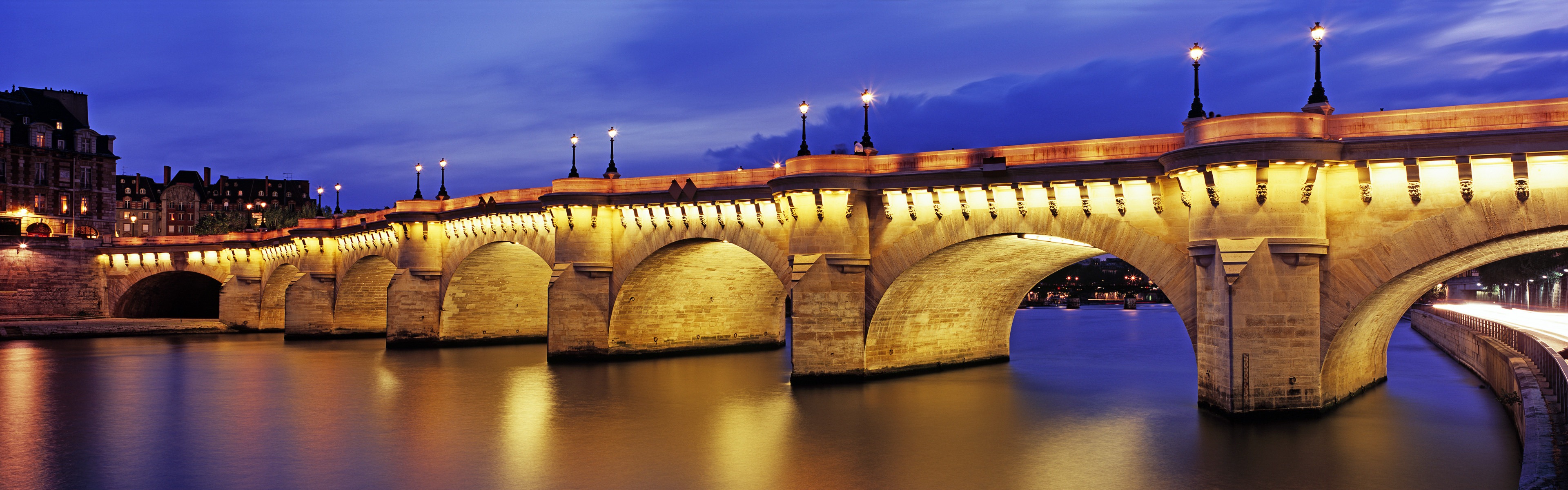 Windows 8 官方全景主題壁紙，城市風光，大橋，地平線 #8 - 3840x1200