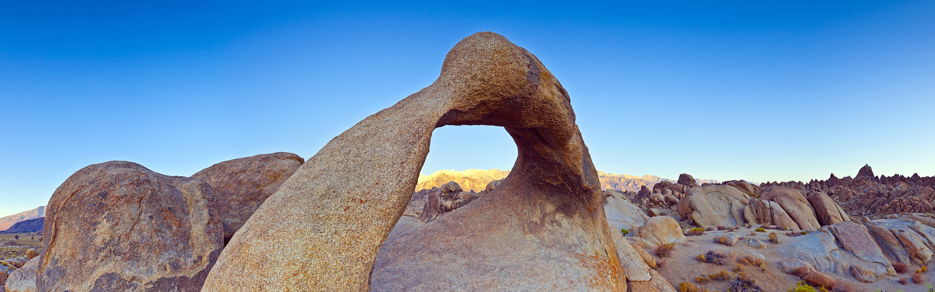 炎熱乾旱的沙漠，Windows 8 全景寬屏壁紙 #5 - 3840x1200