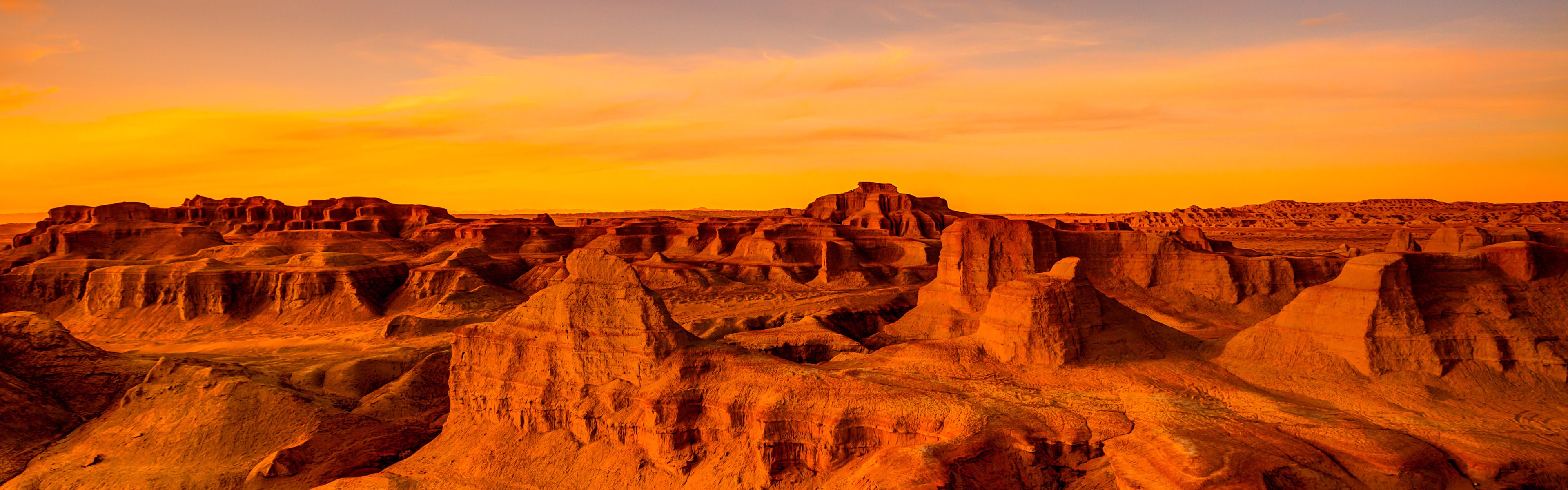 Les déserts chauds et arides, de Windows 8 fonds d'écran widescreen panoramique #6 - 3840x1200