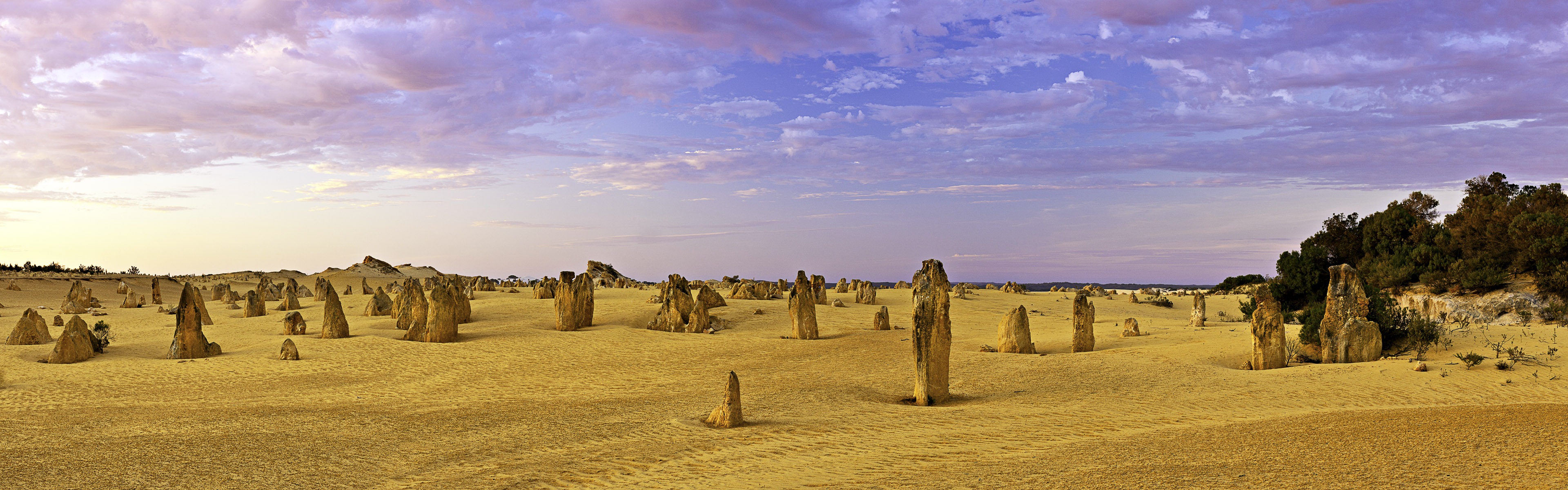 炎熱乾旱的沙漠，Windows 8 全景寬屏壁紙 #8 - 3840x1200