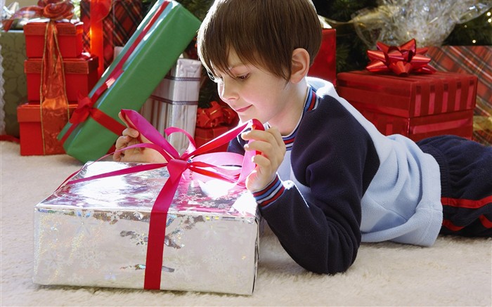 La gente celebra la Navidad Fondos de Inicio #1