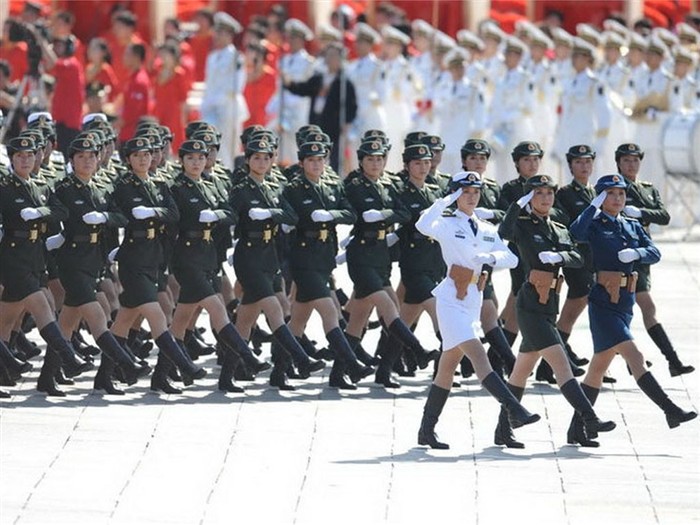 National Day military parade on the 60th anniversary of female wallpaper #16