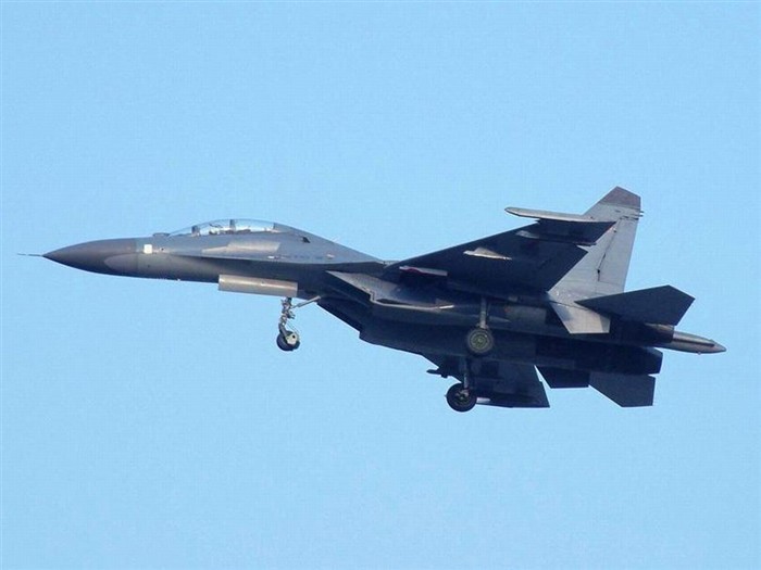 China hergestellte F-11 Kampfjets Tapete #10