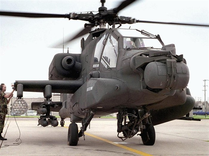 “阿帕奇”武装直升机6