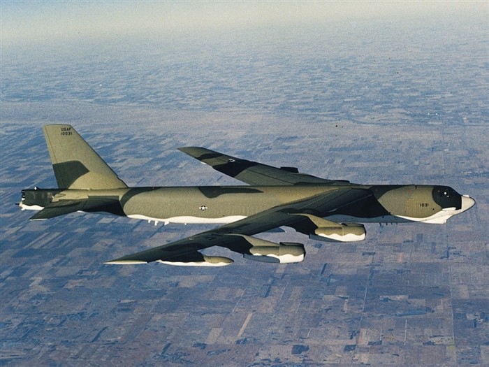 B-52 strategic bombers #12