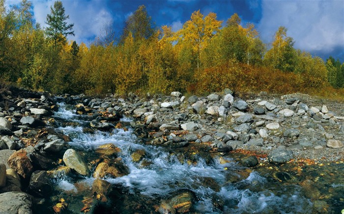 Hermoso paisaje natural en Siberia #18