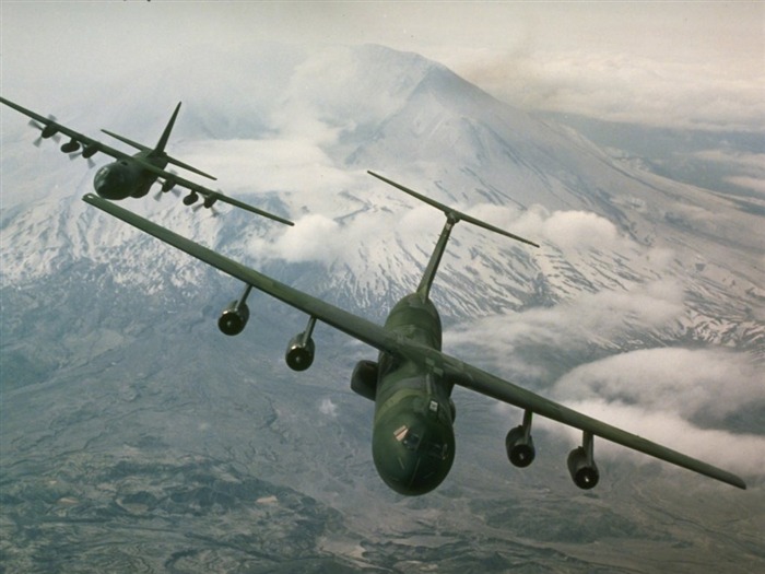 confrontación explosiva entre la tierra y el aire #14