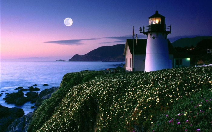 Coastal Lighthouse HD Wallpaper #17