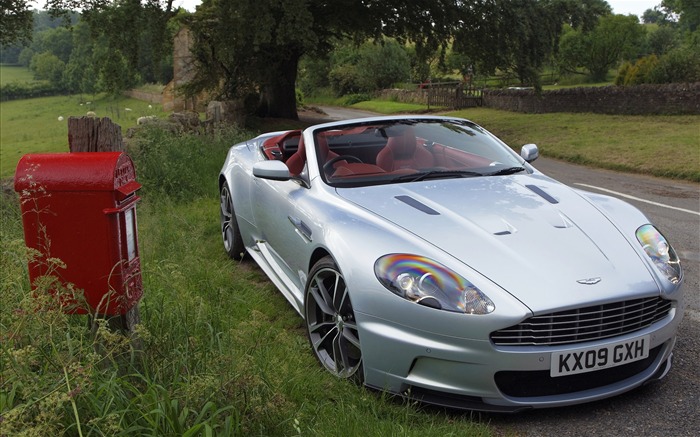 Tapety na plochu Aston Martin (1) #13