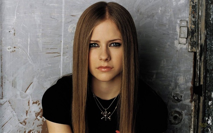 Avril Lavigne 艾薇兒·拉維尼 美女壁紙(二) #3