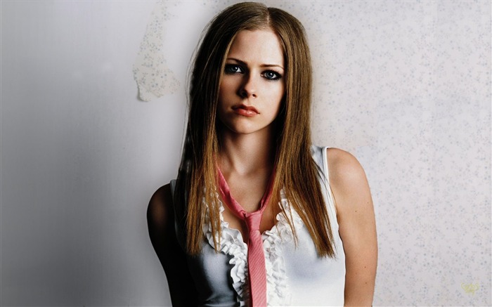 Avril Lavigne 艾薇兒·拉維尼 美女壁紙(二) #6