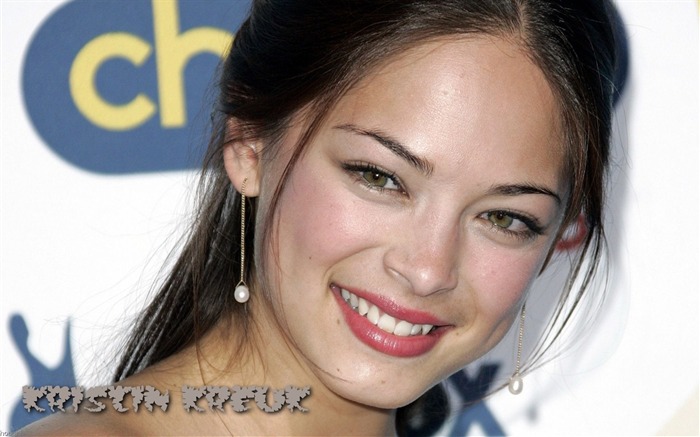 Kristin Kreuk beau fond d'écran #3