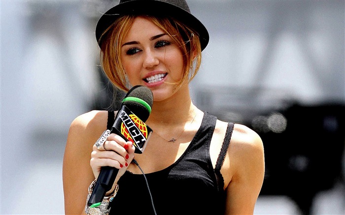 Miley Cyrus krásnou tapetu #18
