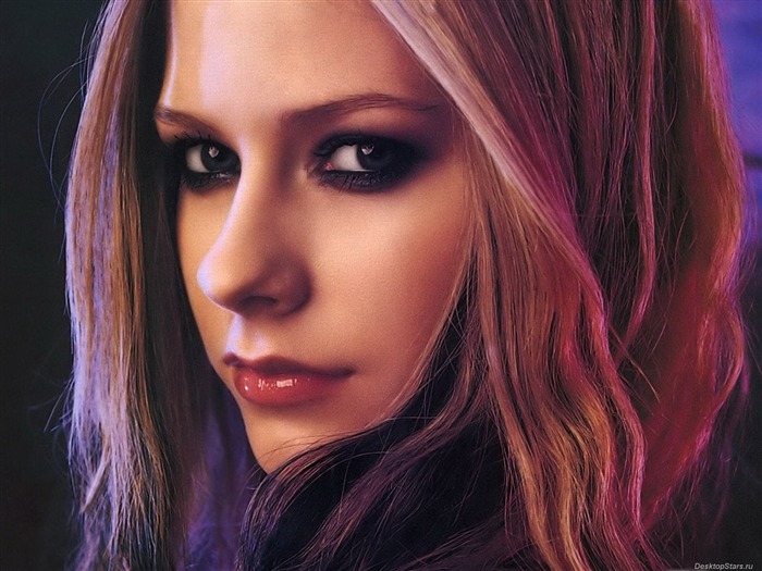 Avril Lavigne krásnou tapetu (3) #3