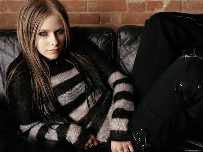 Avril Lavigne hermoso fondo de pantalla (3) #17