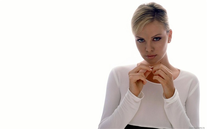 Charlize Theron beau fond d'écran (3) #8