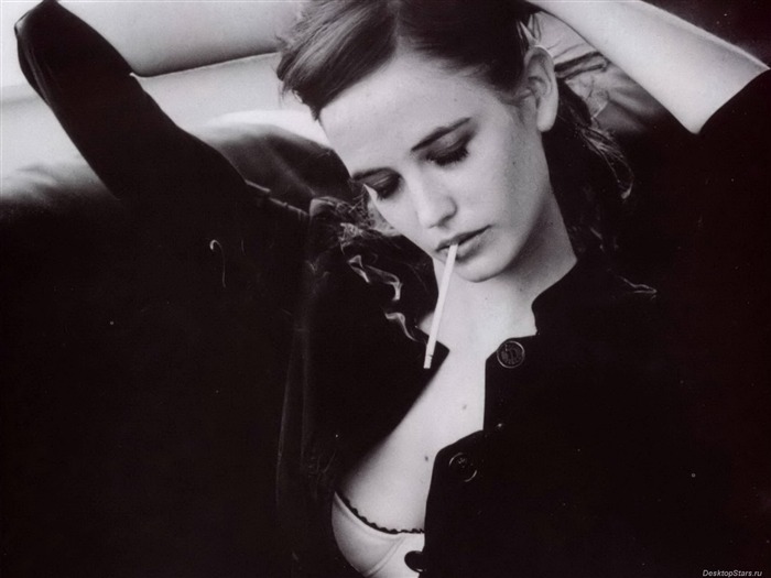 Eva Green krásnou tapetu #10