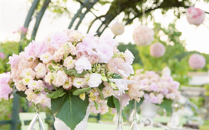 Weddings and Flowers wallpaper (1) #1