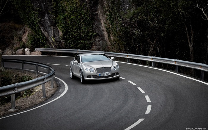 Bentley Continental GT - 2010 fondos de escritorio de alta definición #9