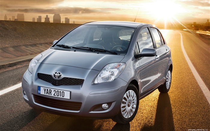 Toyota Yaris - 2010 HD Wallpaper #3