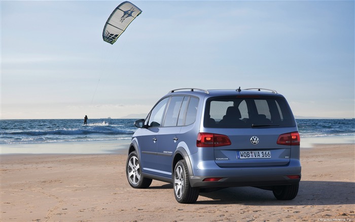 Volkswagen CrossTouran - 2010 HD wallpaper #4