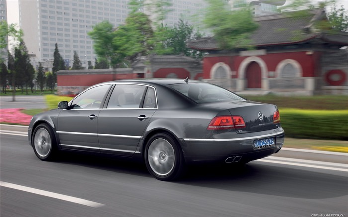 Volkswagen Phaeton W12 long wheelbase - 2010 HD wallpaper #2