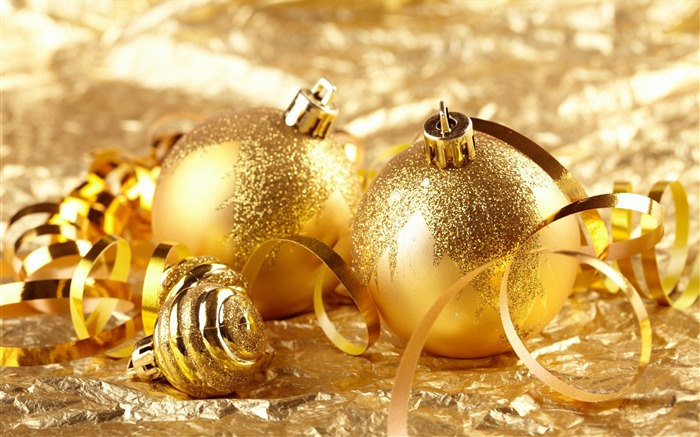 Christmas balls wallpaper (8) #19