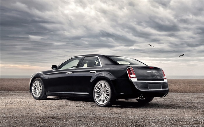 Chrysler 300 - 2011 HD Wallpaper #8