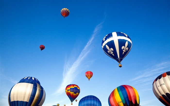 Colorful hot air balloons wallpaper (1) #9