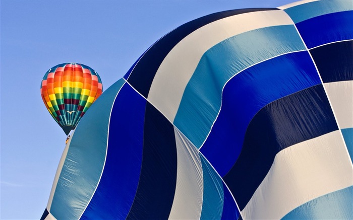 Colorful hot air balloons wallpaper (2) #4