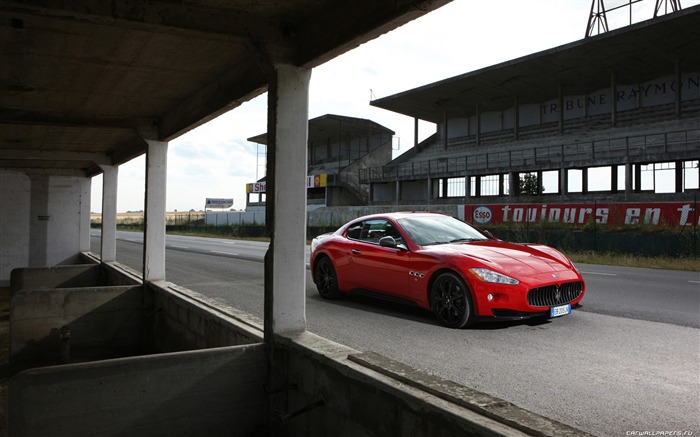 Maserati GranTurismo - 2010 fonds d'écran HD #17