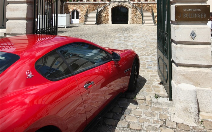 Maserati GranTurismo - 2010 fonds d'écran HD #33