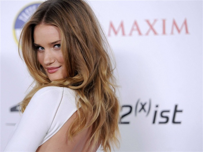 Rosie Huntington-Whiteley 罗西·汉丁顿-惠特莉 美女壁纸7