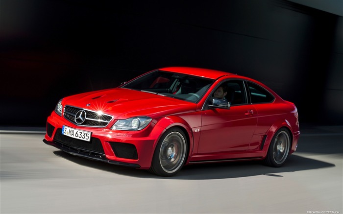 Mercedes-Benz C63 AMG Black Series Coupe - 2011 HD wallpapers #4