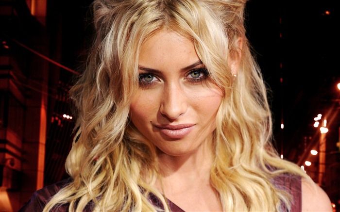 Alyson Michalka schöne Hintergrundbilder #4