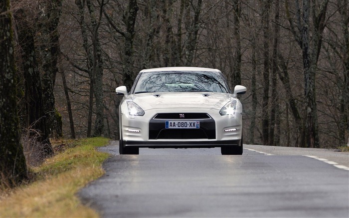 Nissan GT-R Egoist 2011 日产GT-R 利己主义 高清壁纸22