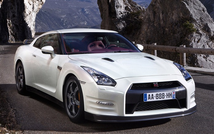 Nissan GT-R Egoist 2011 日產GT-R 利己主義高清壁紙 #29
