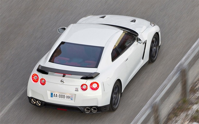 Nissan GT-R egoista 2011 HD tapety na plochu #33