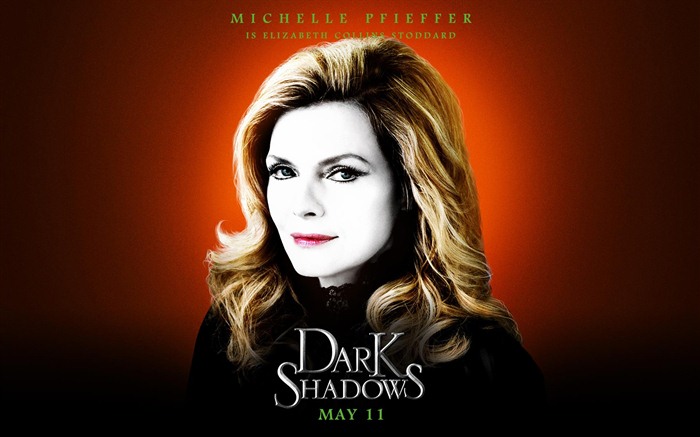 Michelle Pfeiffer in Dark Shadows HD Wallpaper
