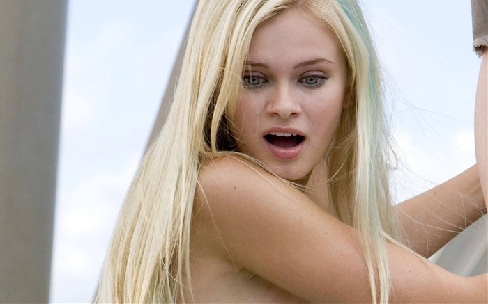 Sara Paxton 薩拉·帕克斯頓 美女壁紙 #13