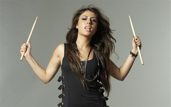 Gabriella Cilmi hermosos fondos de pantalla #8