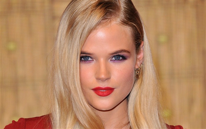 Gabriella Wilde 加布瑞拉·王尔德 美女壁纸2