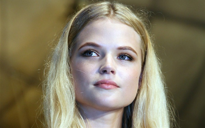 Gabriella Wilde 加布瑞拉·王爾德 美女壁紙 #9