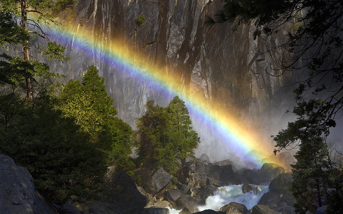 Windows 7 Wallpapers: Rainbows #10