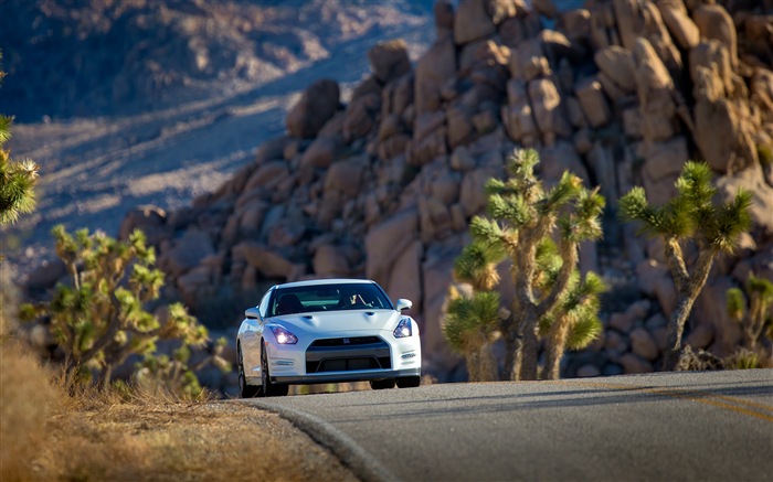 2013 Nissan GT-R R35 version USA fonds d'écran HD #7