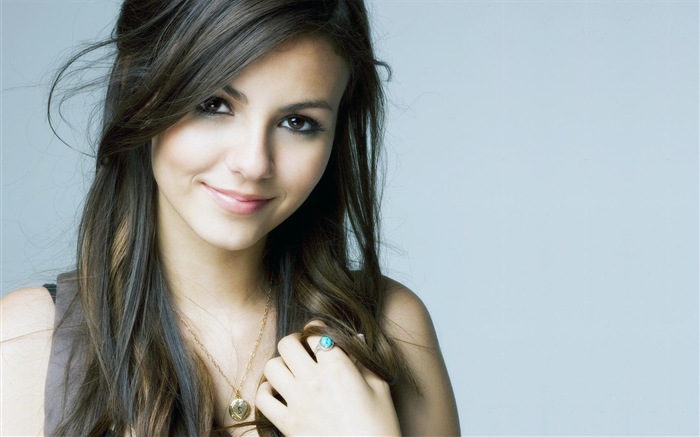 Victoria Justice 維多利亞·嘉絲蒂 美女壁紙 #6