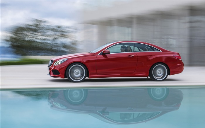 2014 Mercedes-Benz E-Class Coupe 奔驰跑车高清壁纸5