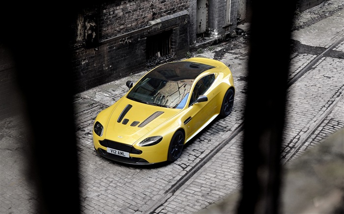 2013 Aston Martin V12 Vantage S 阿斯頓·馬丁V12 Vantage 高清壁紙 #2