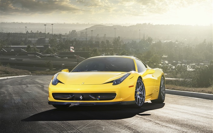 2013 Ferrari 458 Italia with 458-V 法拉利高清壁紙 #2