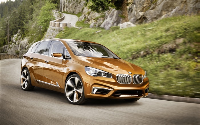 2013 BMW Concept activos Tourer fondos de pantalla de alta definición #1